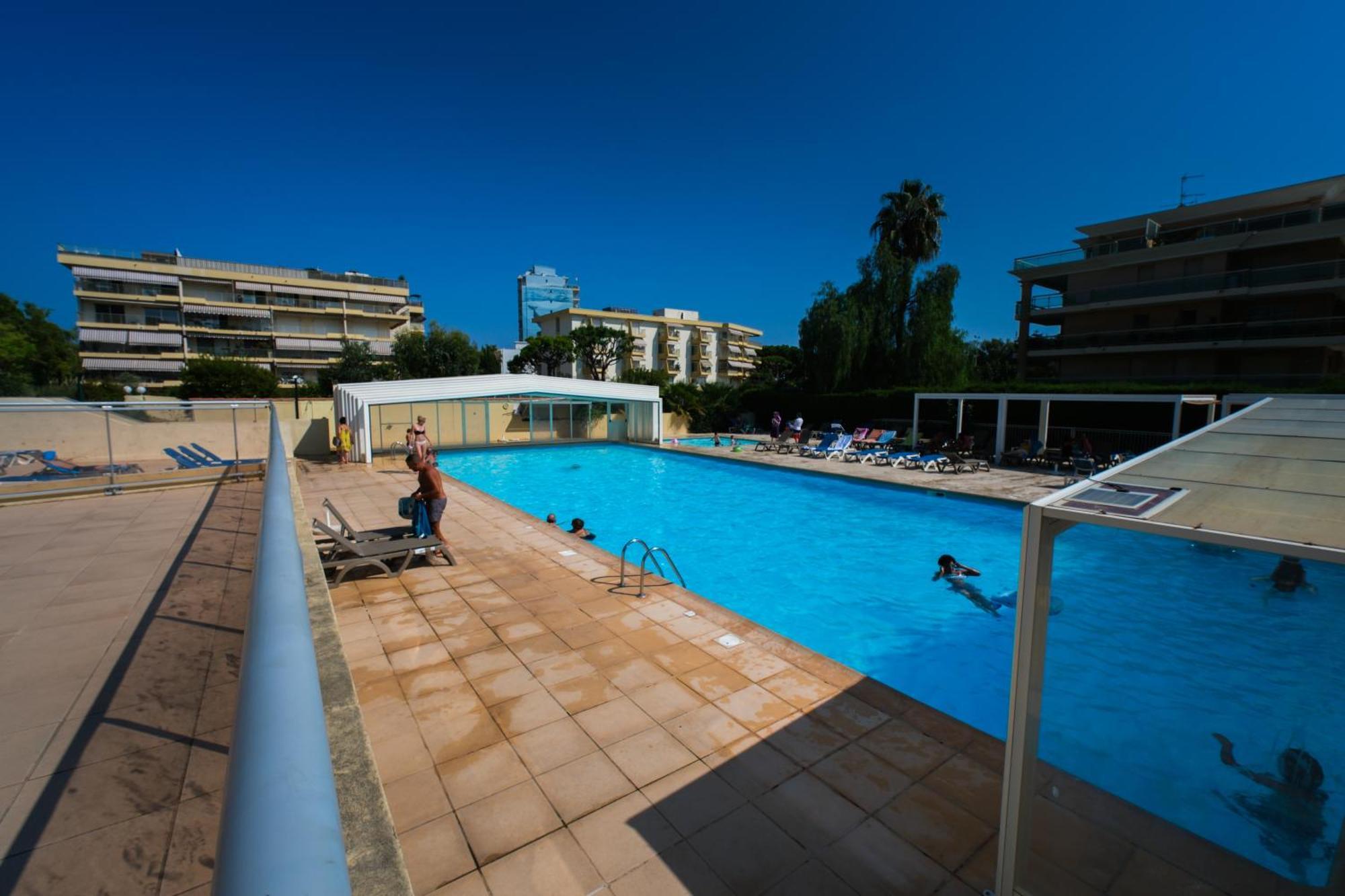 Villa Bono Jacuzzi & Spa Saint-Laurent-du-Var Exterior foto